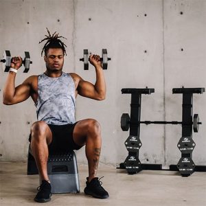 Stroops-Bellitron-Stand-lifestyle-workout-1